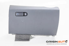 Tampa Porta Luva C250 2018