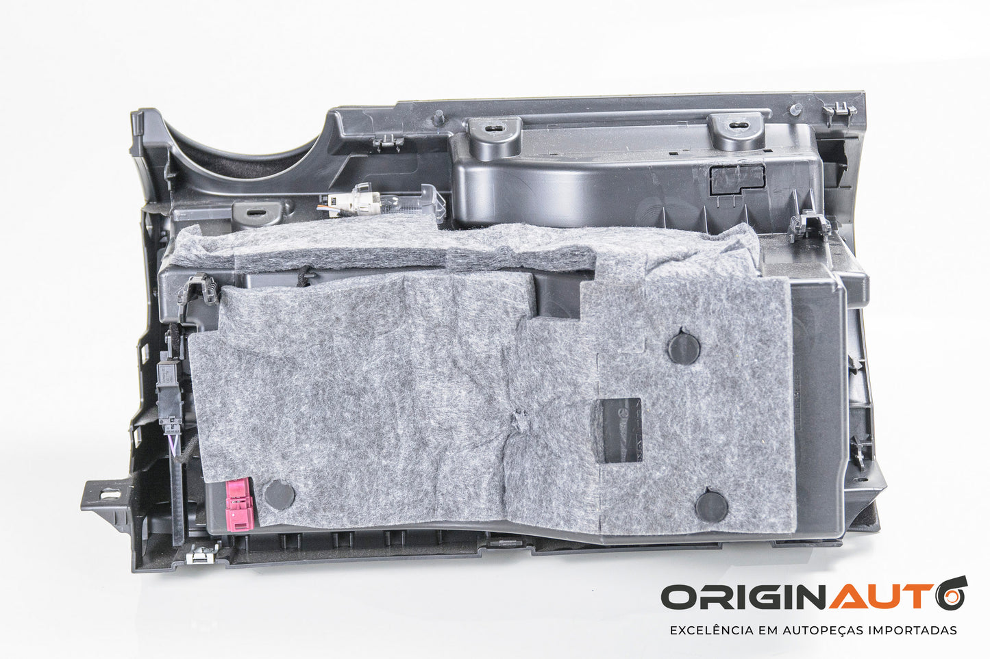 Tampa Porta Luva C250 2018