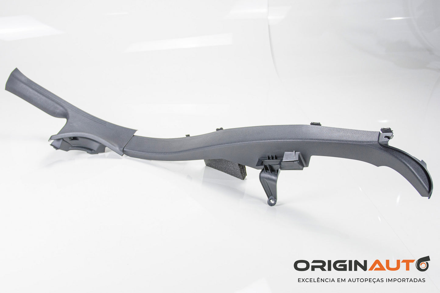 Soleira Porta Traseira Direita C250 2018