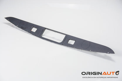 Moldura Luz De Placa Maçaneta Traseira C250 2018 A2057400500