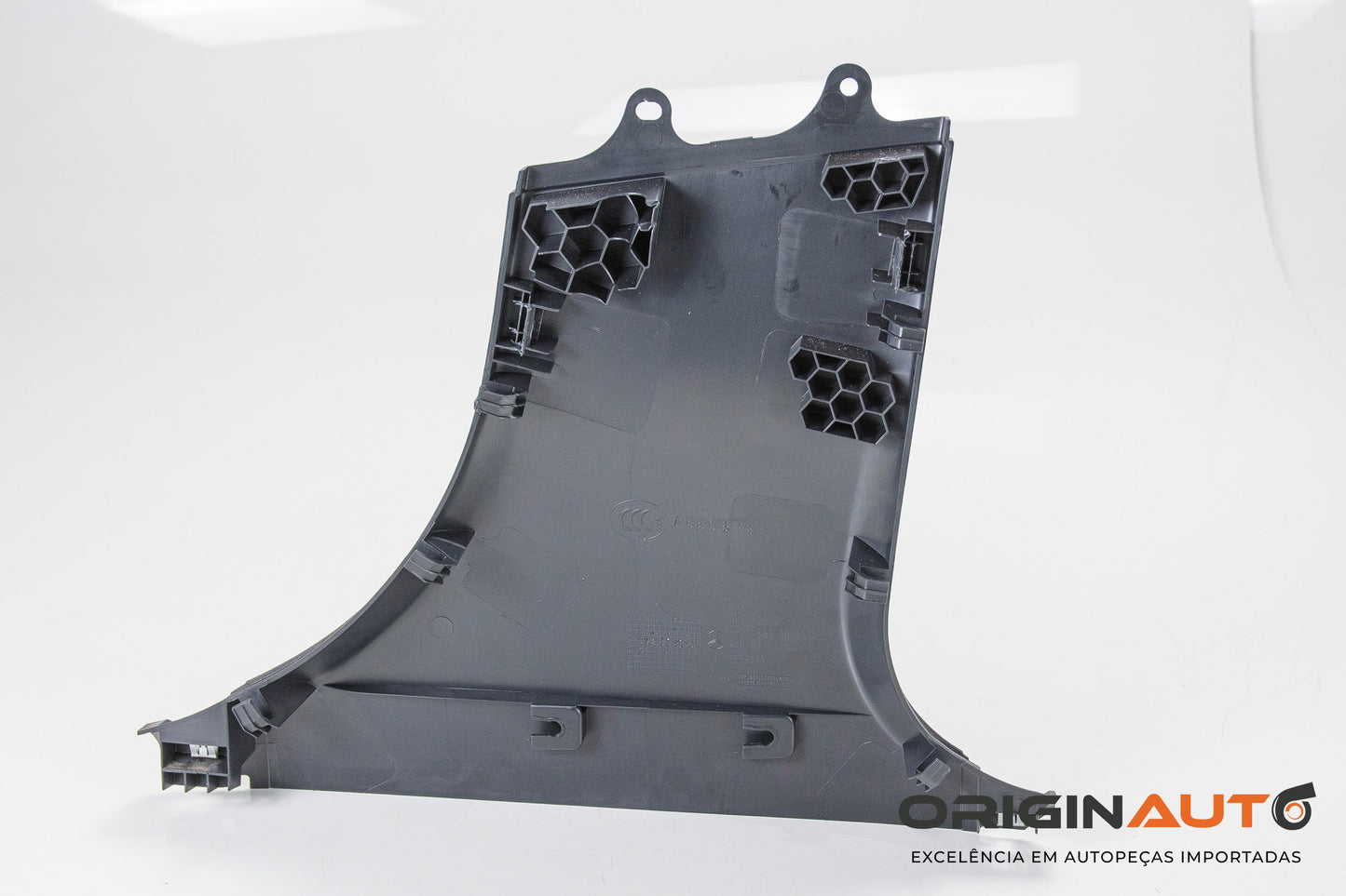 Acabamento Moldura Coluna B Esquerdo C250 2018 A2056900025