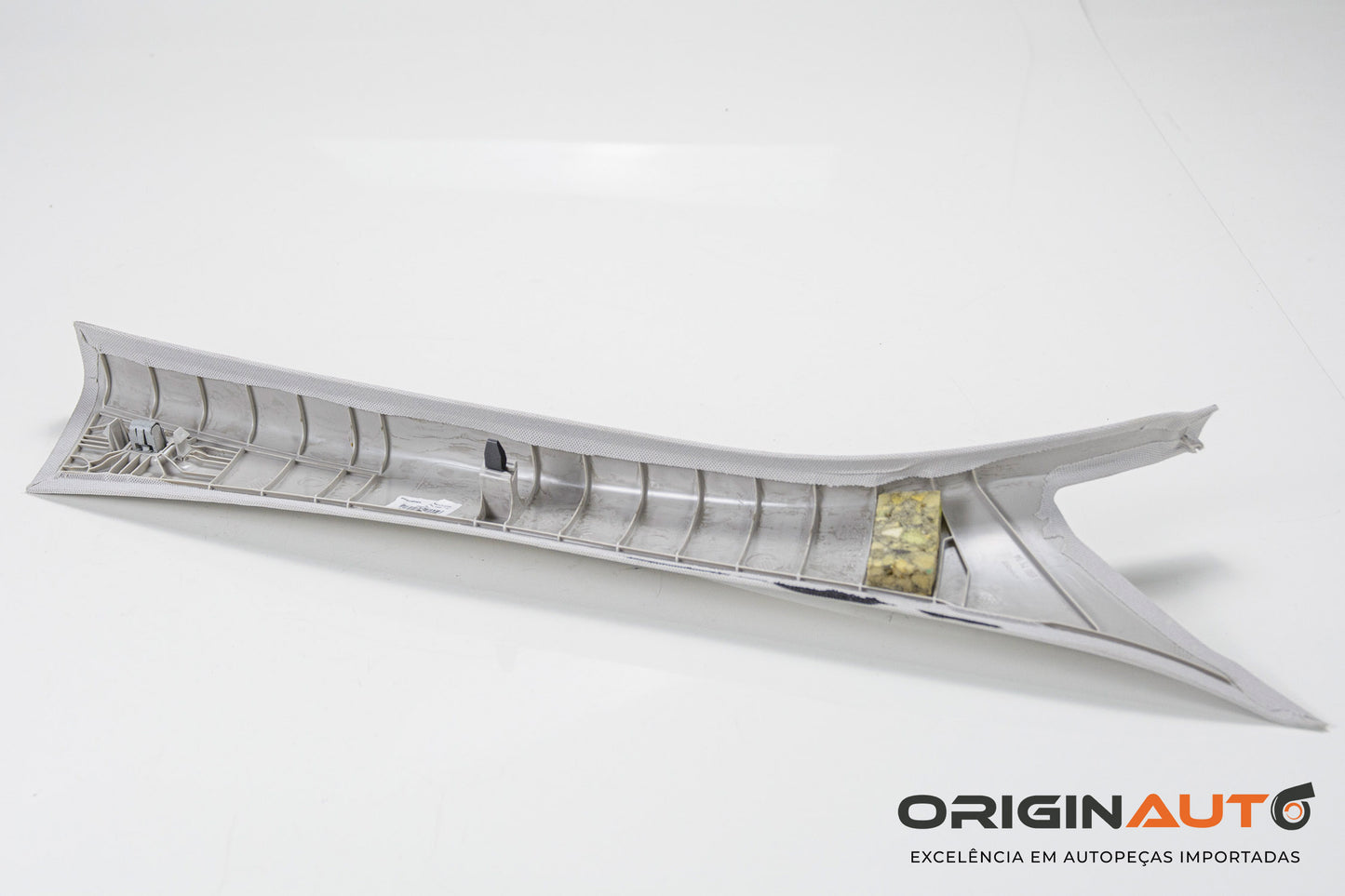 Acabamento Coluna A Esquerda C250 2018 A2056900026