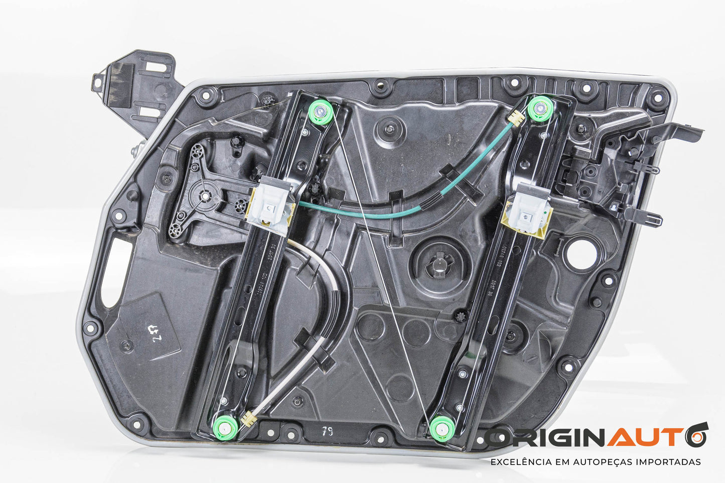 Máquina De Vidro Dianteira Esquerda C250 2018