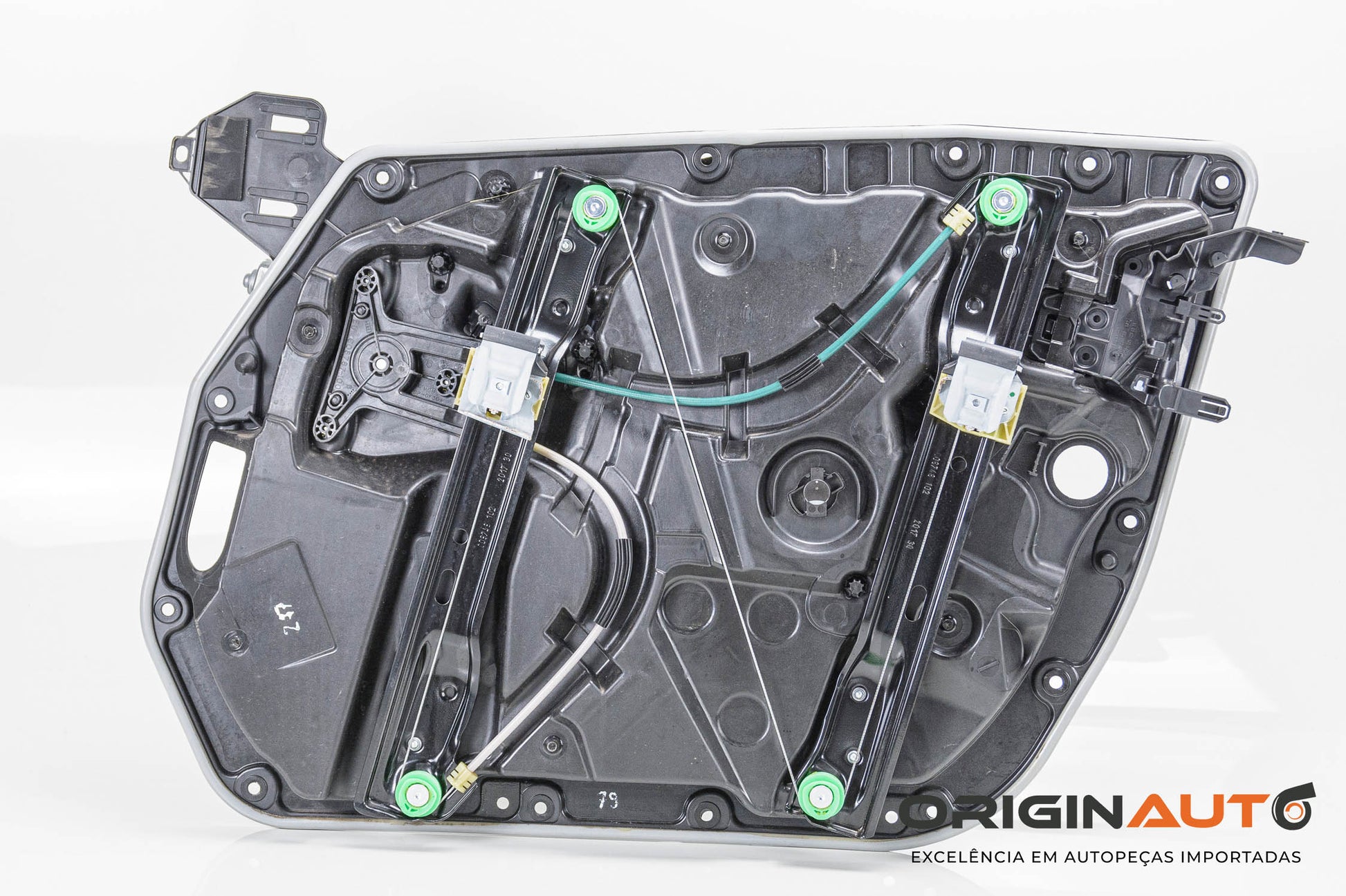 Máquina De Vidro Dianteira Esquerda C250 2018