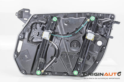 Máquina De Vidro Dianteira Esquerda C250 2018