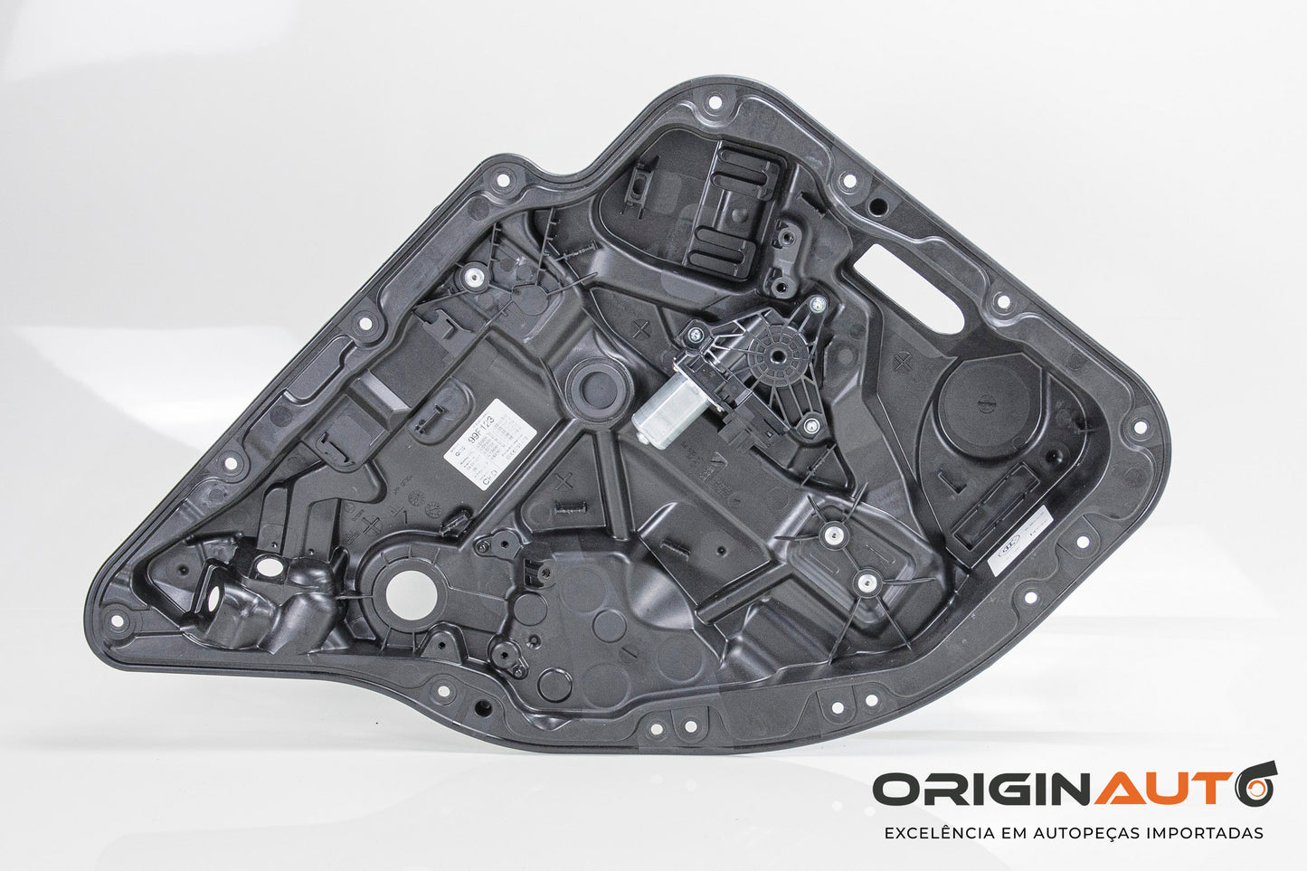 Maquina De Vidro Traseiro Esquerdo C250 2018