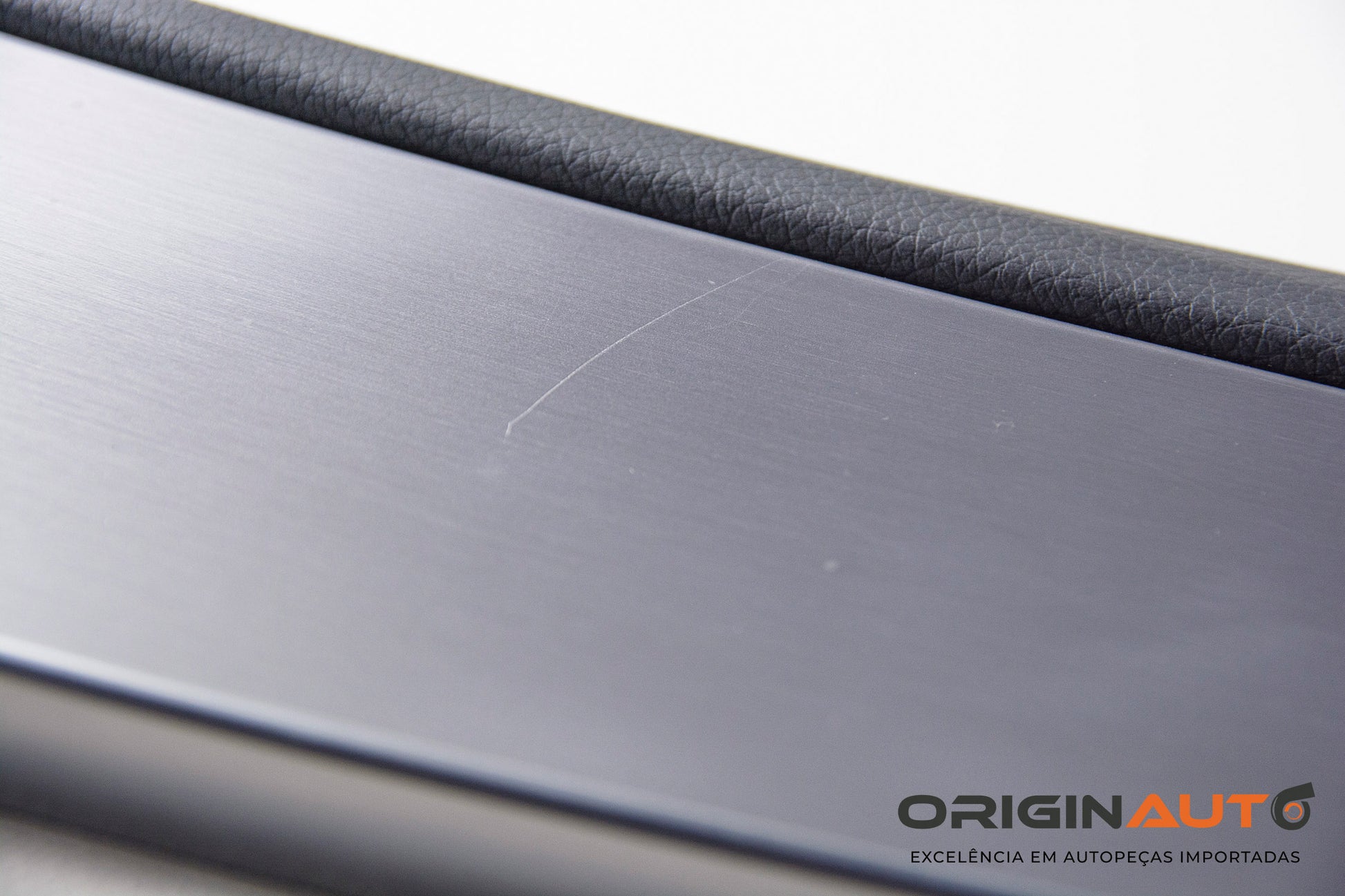 Forro De Porta Dianteiro Direito C250 2018