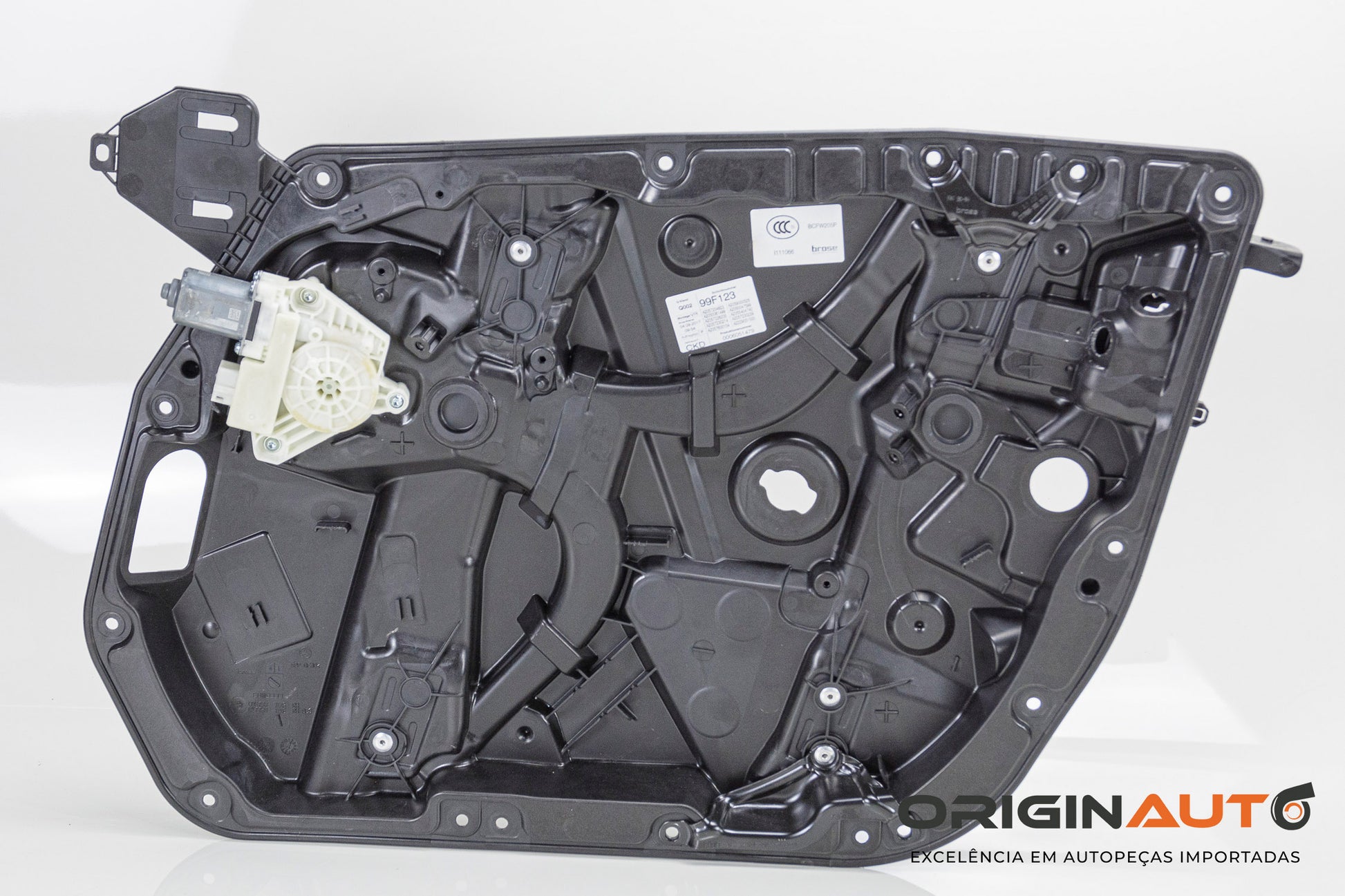 Maquina De Vidro Dianteira Direita C250 2018