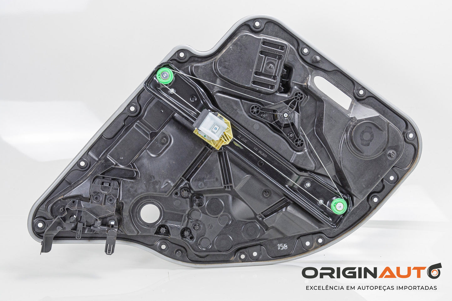 Maquina De Vidro Traseira Direita C250 2018