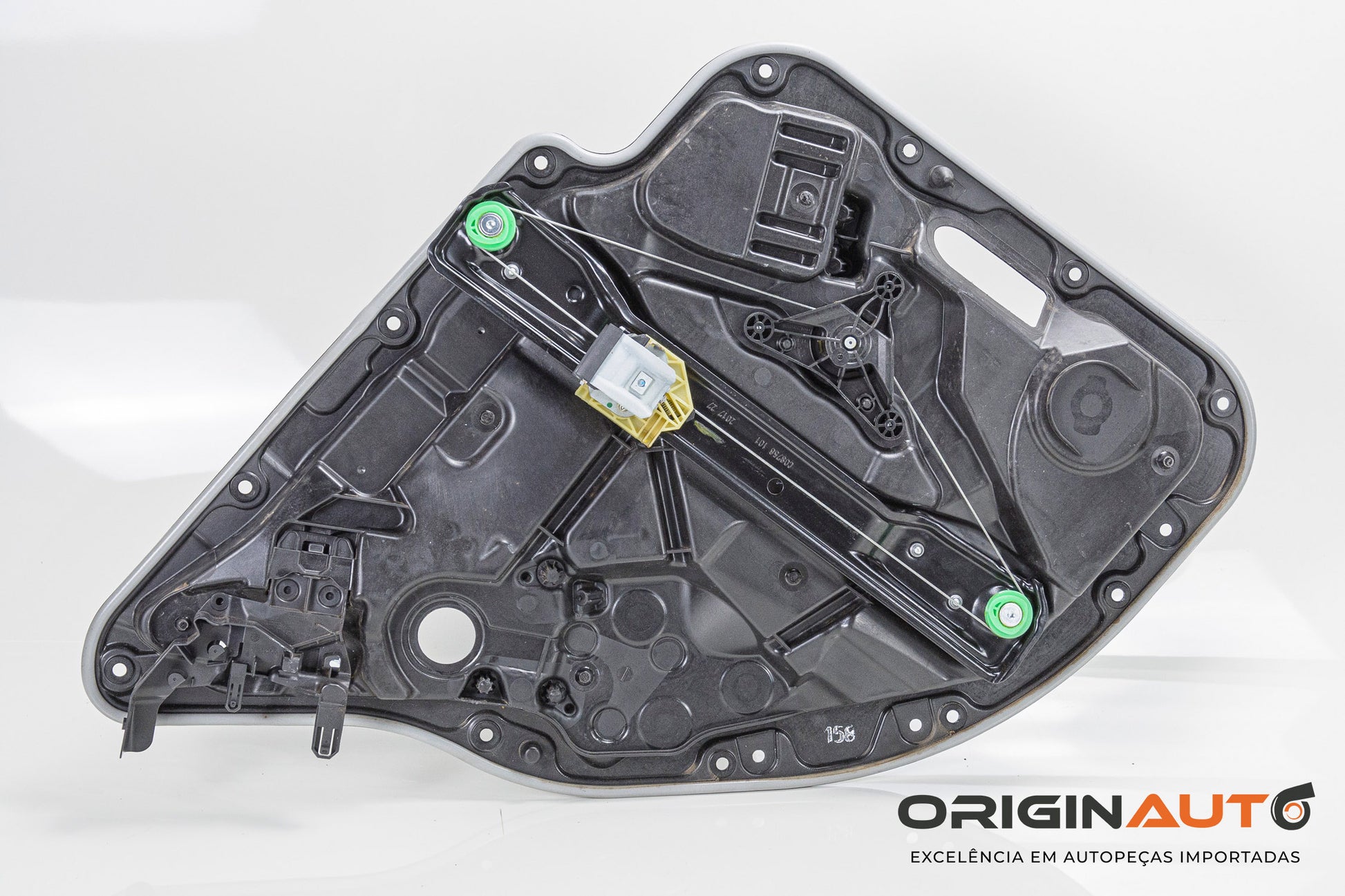 Maquina De Vidro Traseira Direita C250 2018