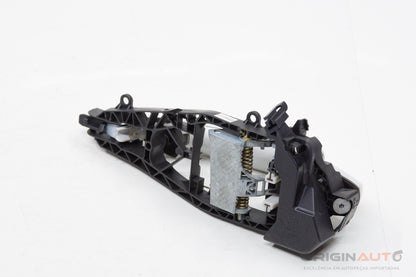 Macaneta Externa Traseira Esquerda Bmw X5 35I F15 2014 7381873 7293185