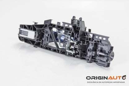 Macaneta Traseira Esquerda C250 2018 A0997601700