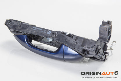 Macaneta Dianteira Esquerda C250 2018 A0997601500