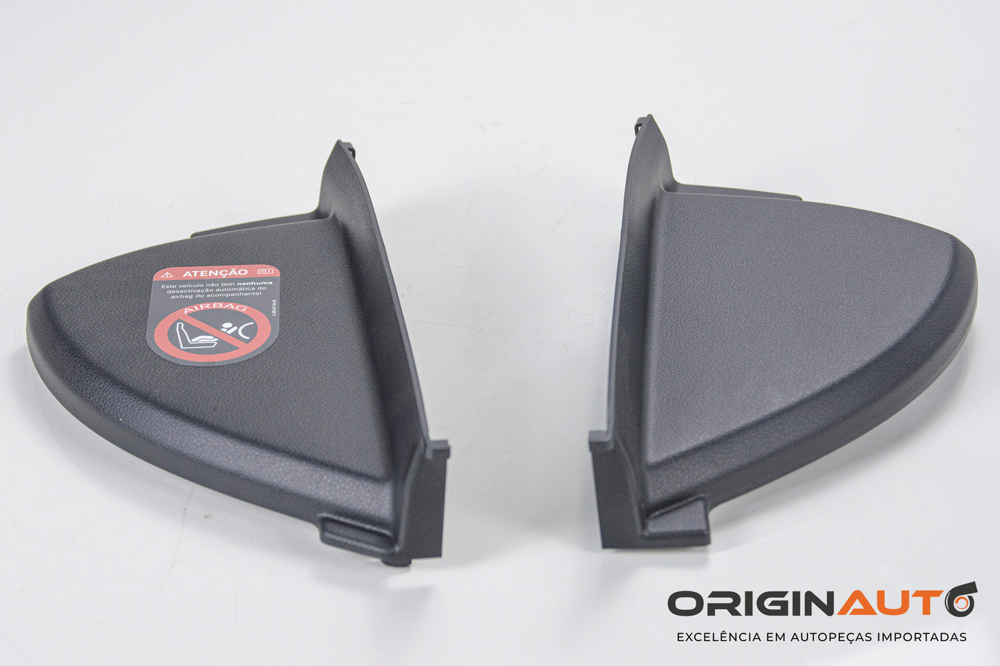 Acabamentos Painel Lateral C250 2018 A2056801107 / A2056801207