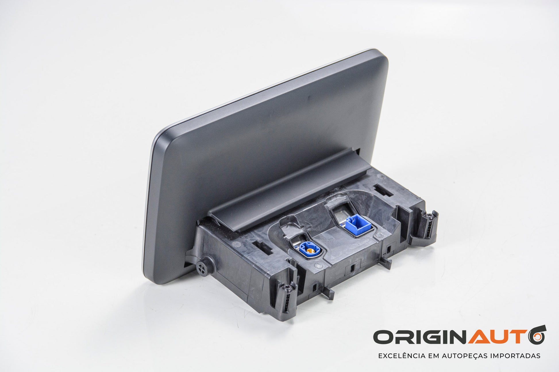 Tela Central Multimidia C250 2018 A2055010900