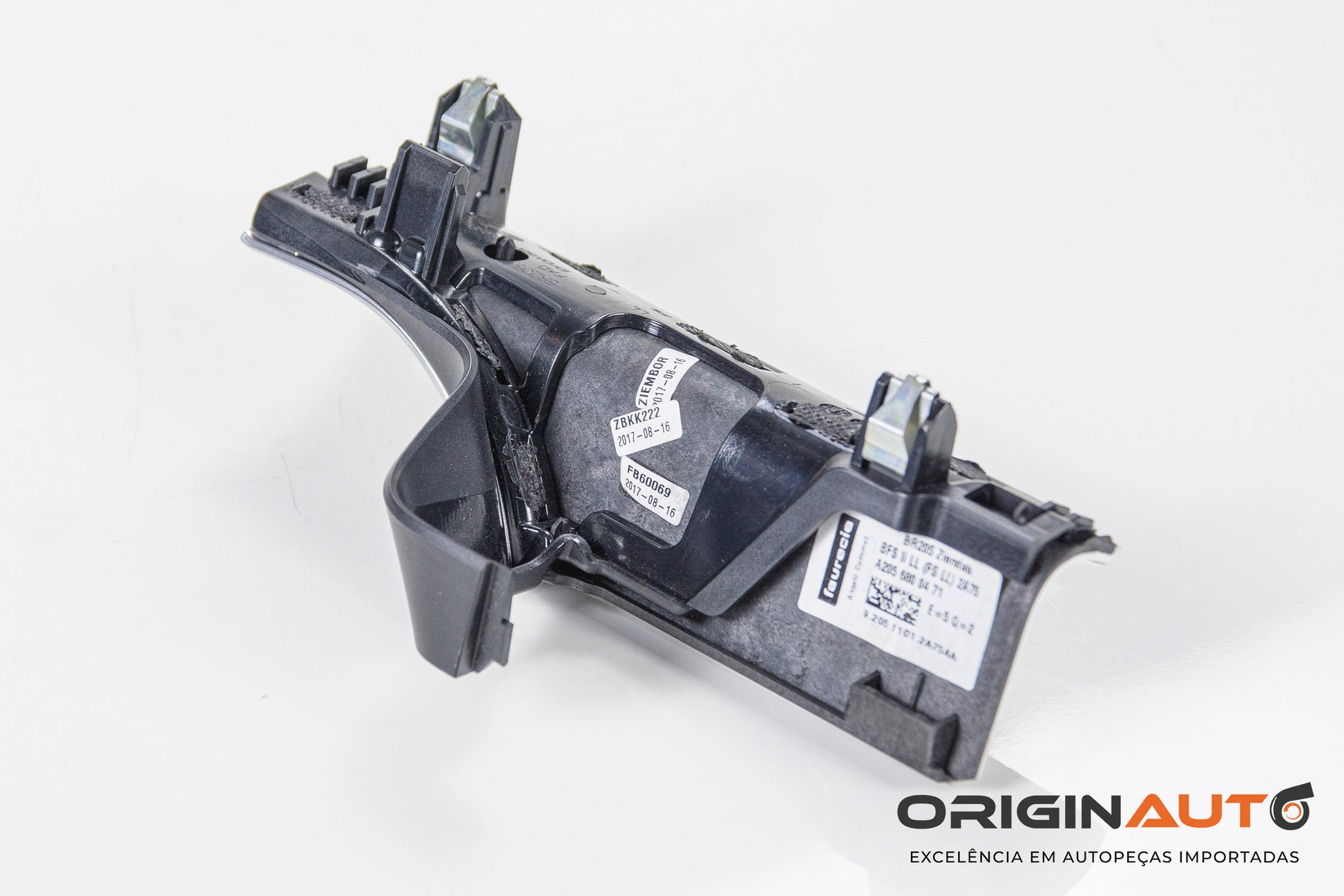 Acabamento Capa Painel Esquerdo C250 2018 A2056800471