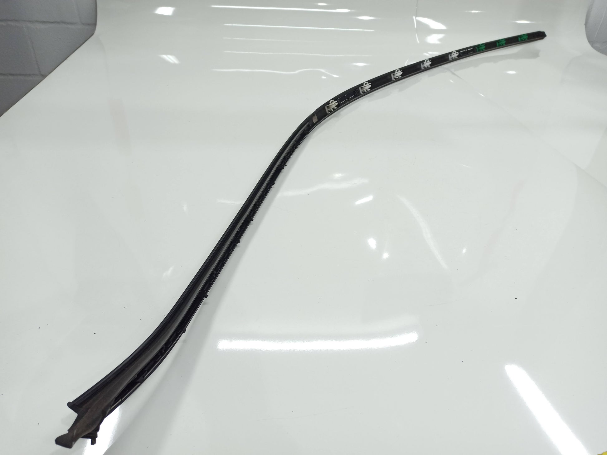 Moldura Friso Teto Lado Direito Mercedes C250 W205 2018 A2056900282