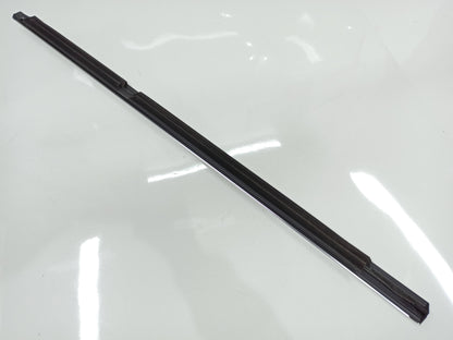 Pestana Canaleta Porta Traseira Esq Mercedes Benz  C250  C 2018 A2057300324