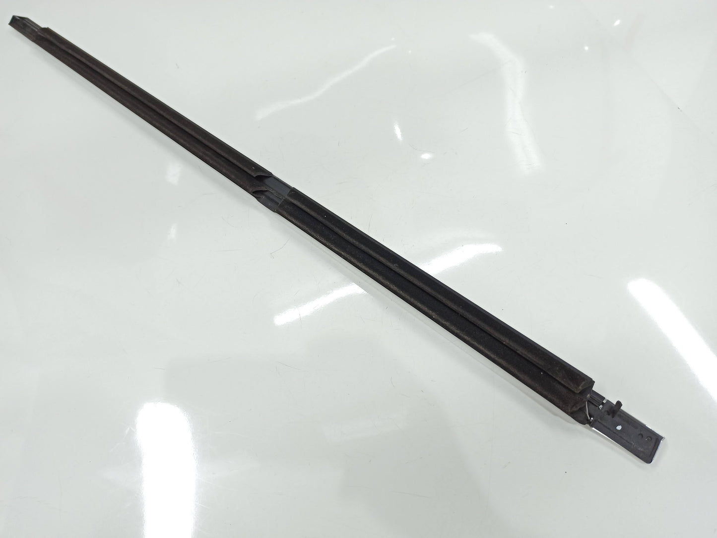 Pestana Canaleta Porta Traseira Esq Mercedes Benz  C250  C 2018 A2057300324