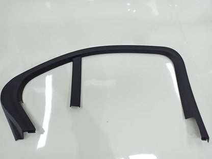 Moldura Interna Porta Traseira Esq Mercedes Benz  C250  2018 A2057370171
