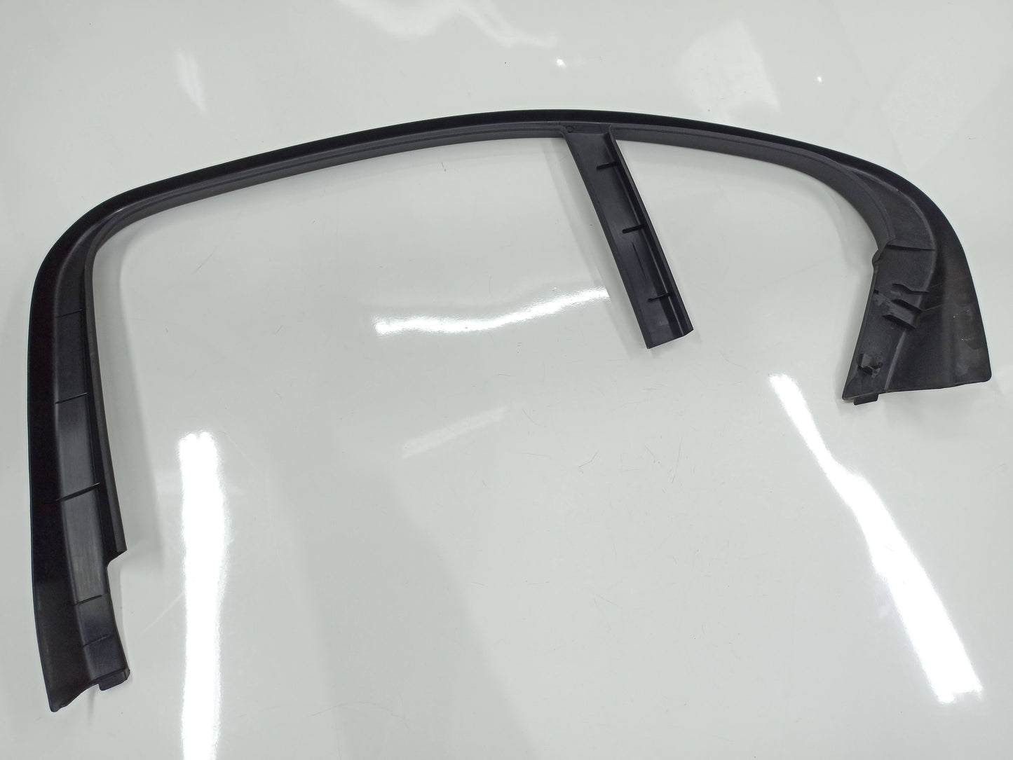 Moldura Interna Porta Traseira Esq Mercedes Benz  C250  2018 A2057370171