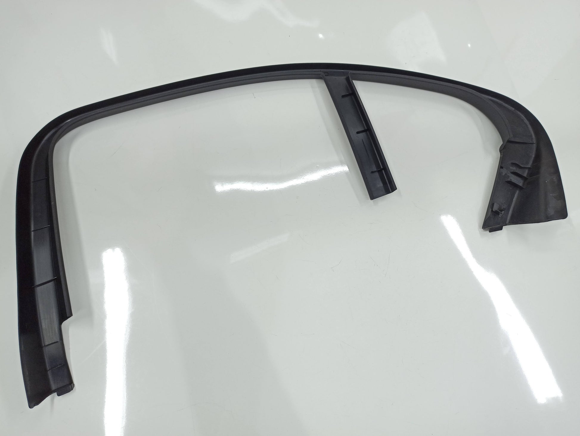 Moldura Interna Porta Traseira Esq Mercedes Benz  C250  2018 A2057370171