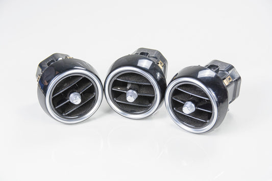 Difusor Central Ar Mb C180 C200 C250 W205 A2058300201 Detalhe