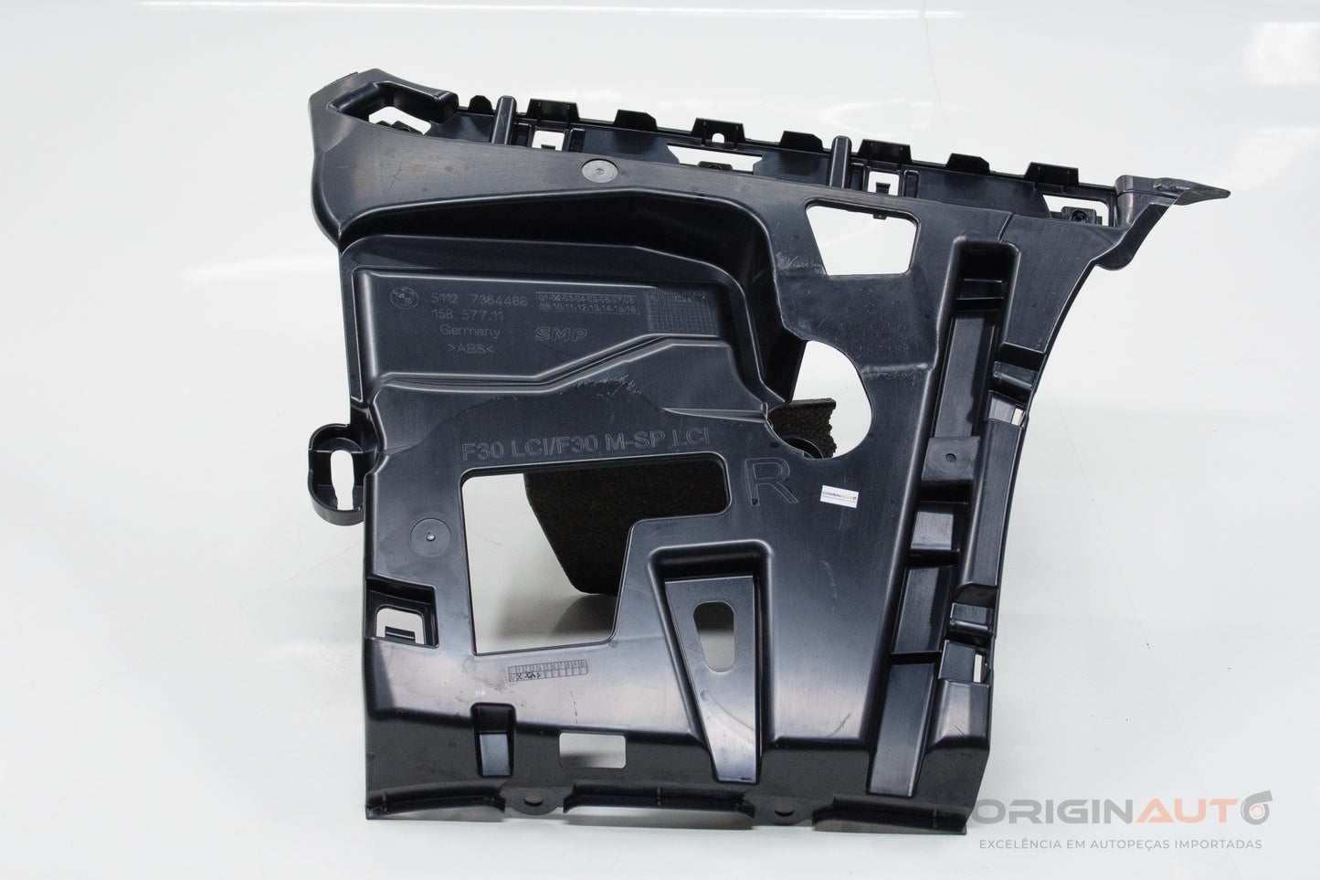 Guia Parachoque Traseiro Direito Bmw 320I F30 Sport 2016 7384466