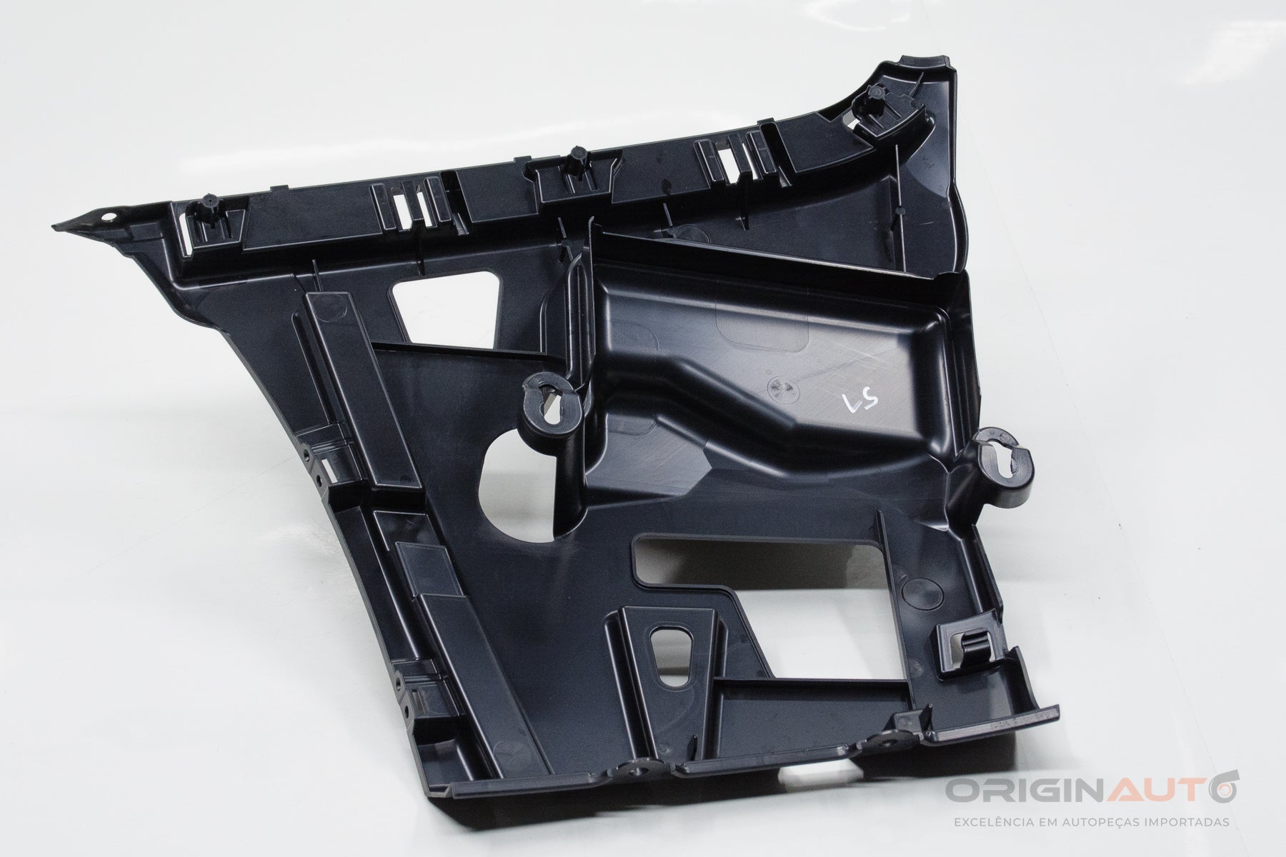 Guia Parachoque Traseiro Direito Bmw 320I F30 Sport 2016 7384466