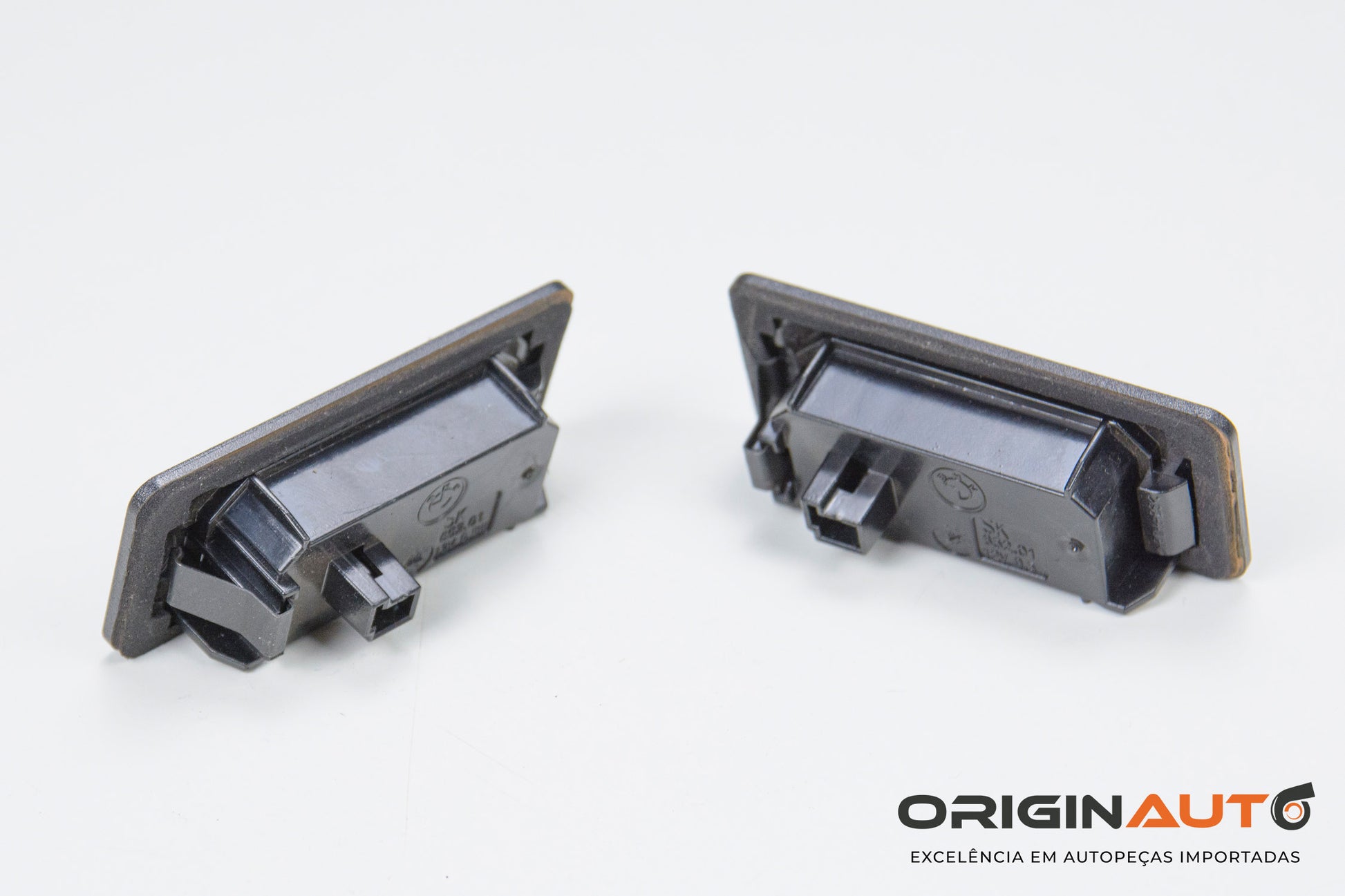 Luz De Placa Bmw 320I 2015 7193293