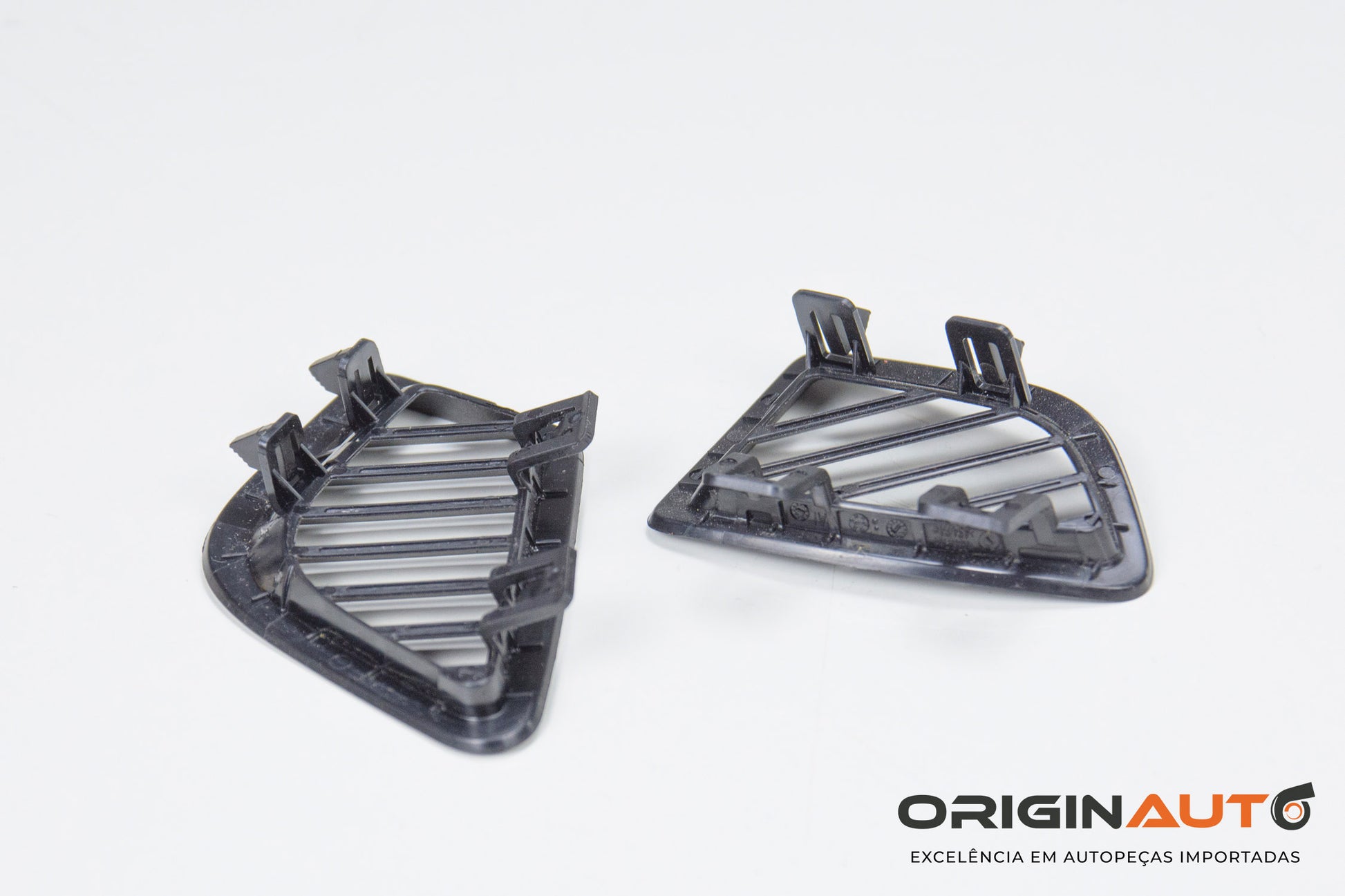 Par Acabamento Difusor Painel Bmw 320I 2015 9218519 9218517