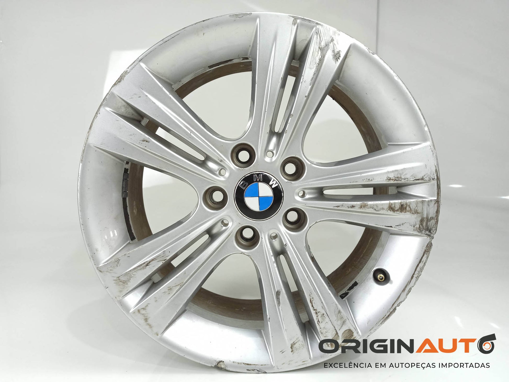 Roda Bmw 320I Sport Aro 17 F30 14-19 Unidade P/ Reparo