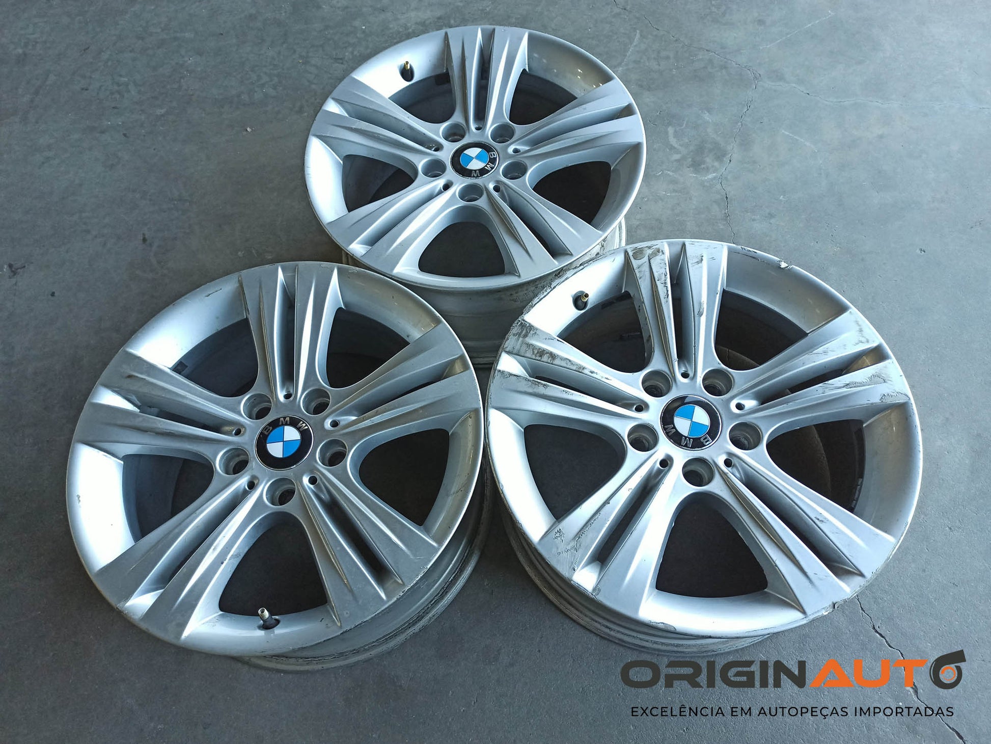 Roda Bmw 320I Sport Aro 17 F30 14-19 Unidade P/ Reparo