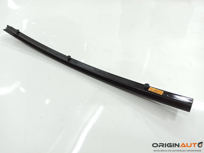 Moldura Friso Externo Traseiro Direito Bmw 320I Activeflex 2015 7263382