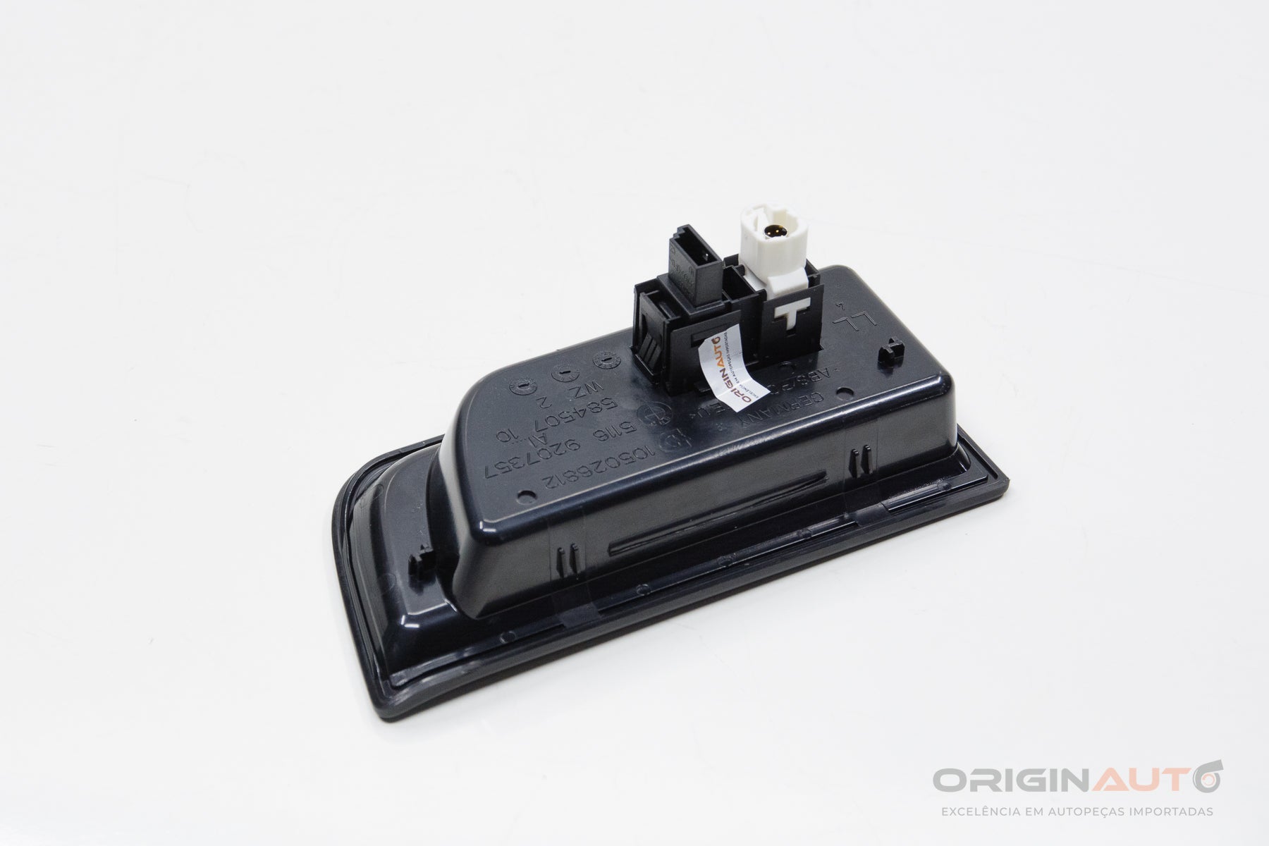 Moldura Acabamento Usb E Aux Bmw 320I F30 Sport 2016 9207357