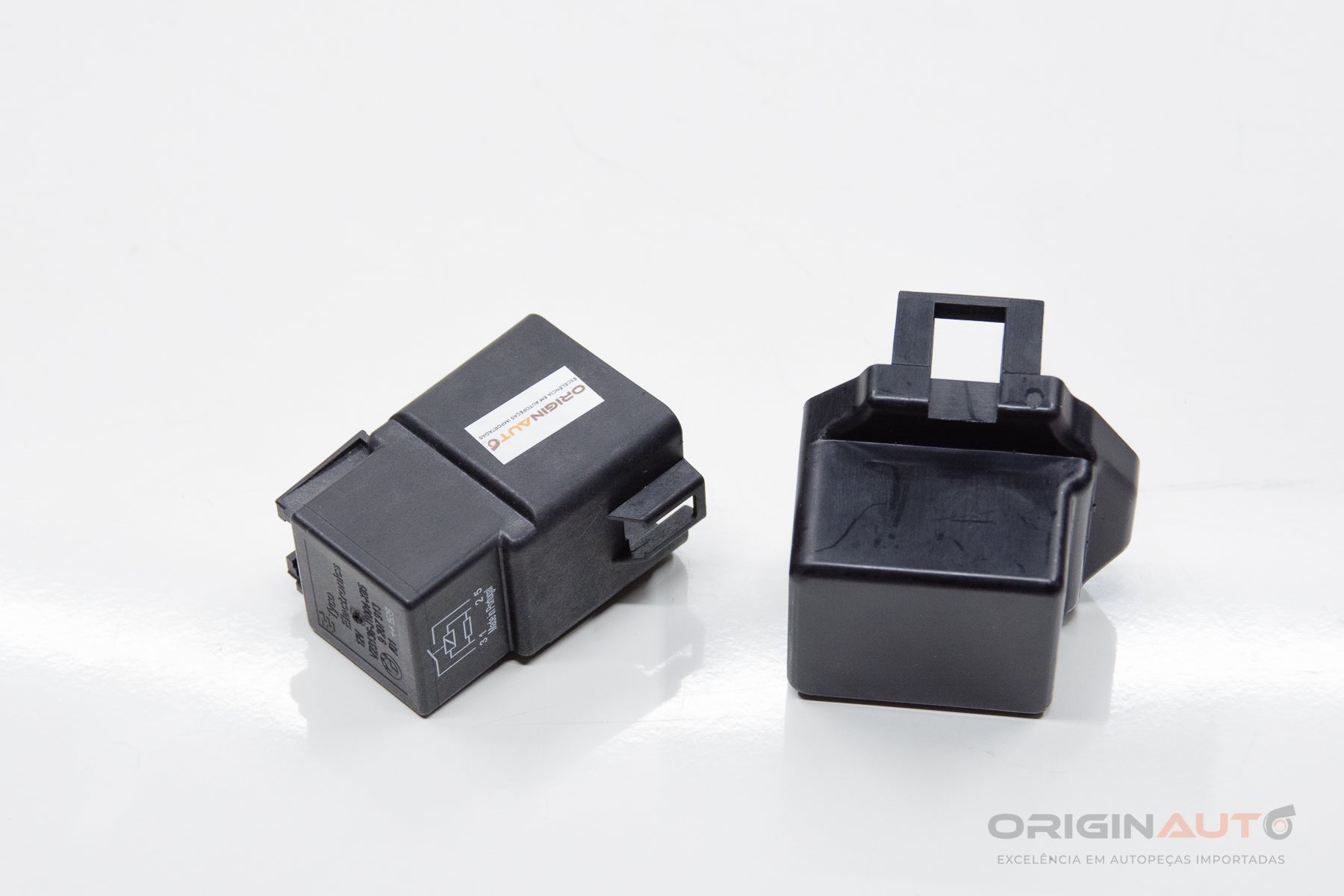 Rele Cofre Motor Bmw 320I F30 Sport 2016 9207913