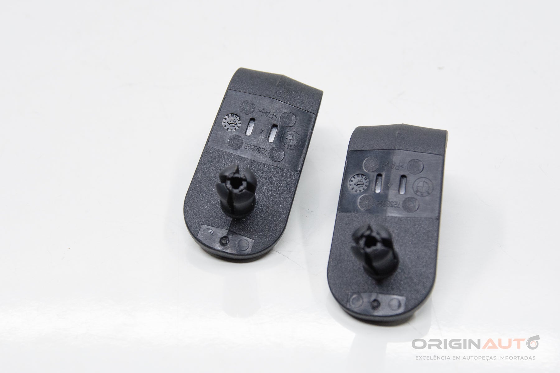 Gancho Porta Malas Bmw 320I F30 Sport 2016 7258562