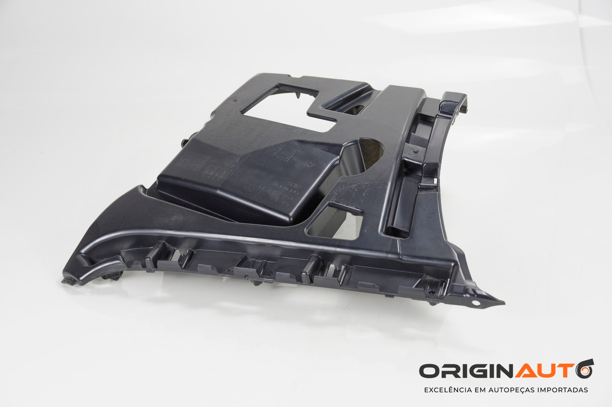 Suporte Esquerdo Parachoque Traseiro Bmw 320I 2014 7256923