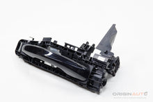 Macaneta Externa Dianteira Direita Mercedes C200 2019 A0997601659 A0997601800