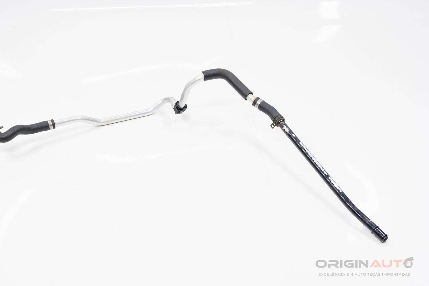 Mangueira De Agua Mercedes C200 W205 2019 A2058300902