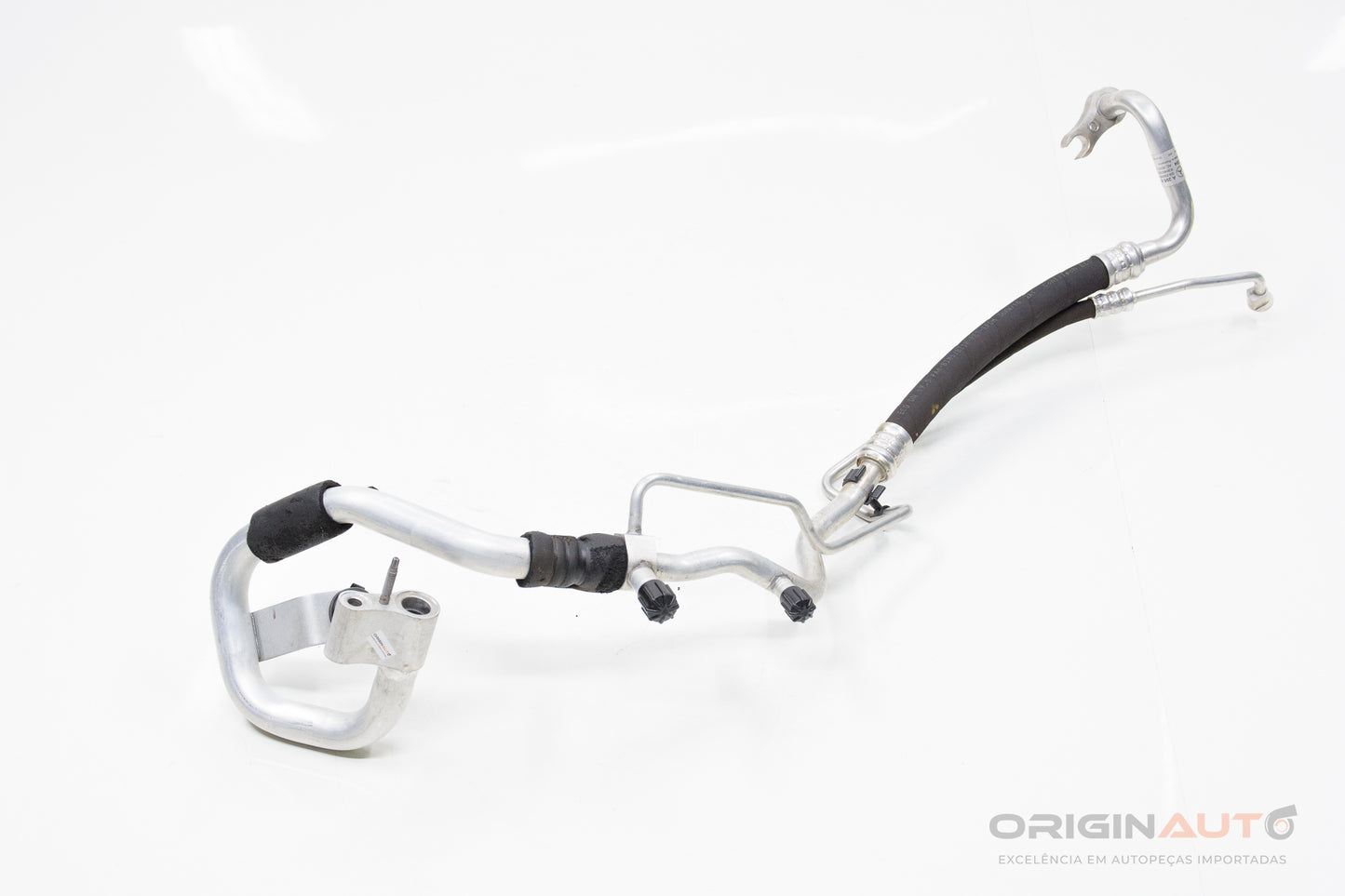 Mangueira A/C Ar Condicionado Mercedes C200 W205 2019 A2058301600