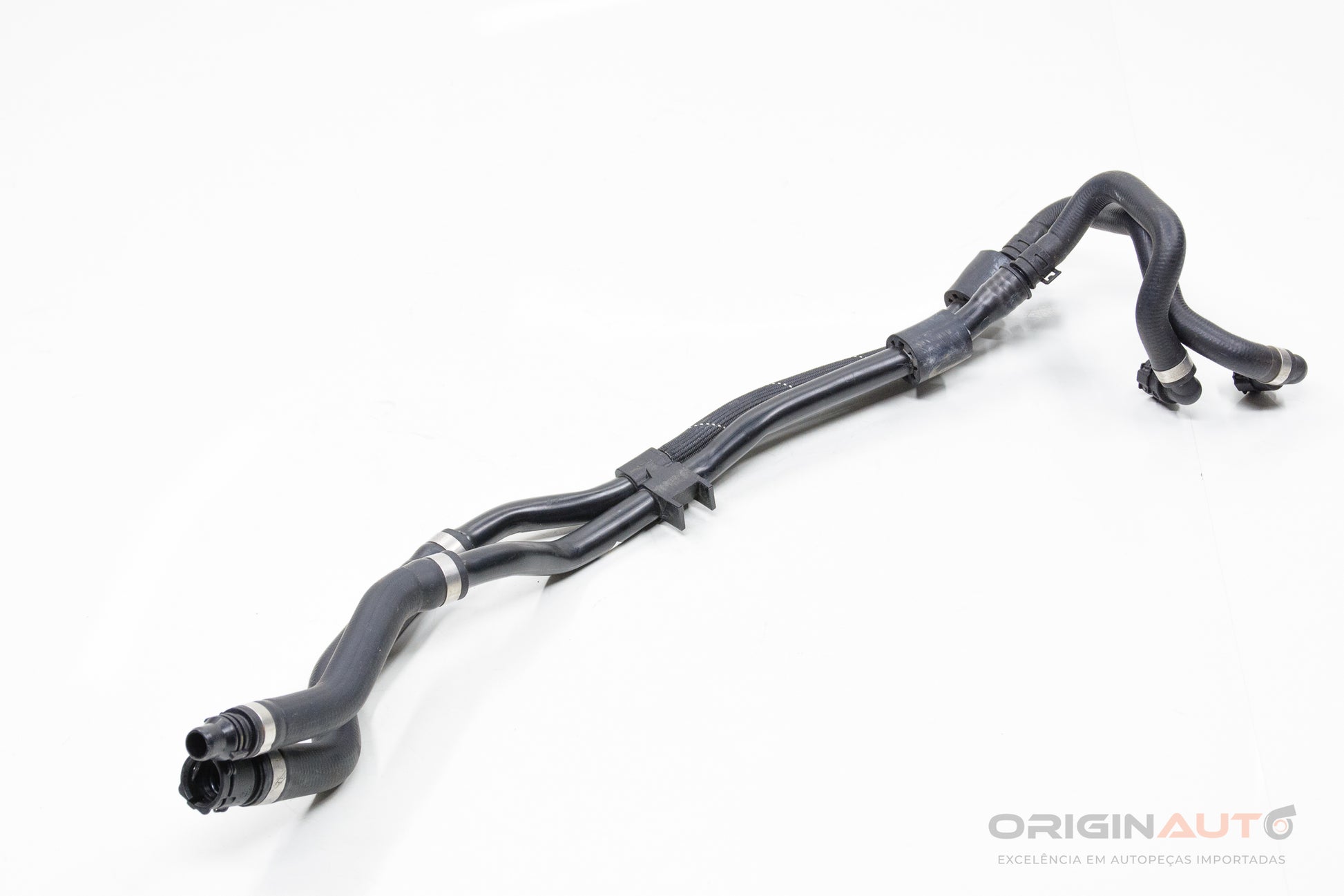 Mangueira De Agua Mercedes C200 W205 2019 A2055005800