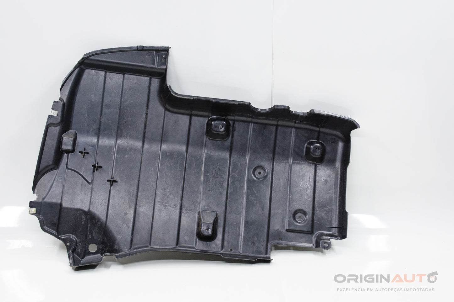 Protetor Assoalho Porta Malas Mercedes C200 W205 2019 A2056906305