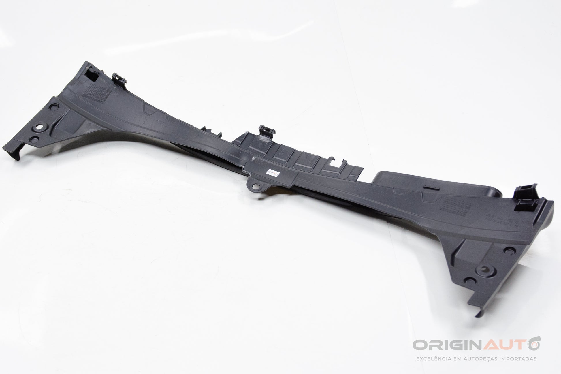 Acabamento Superior Radiador Mercedes C200 W205 2019 A2055003000