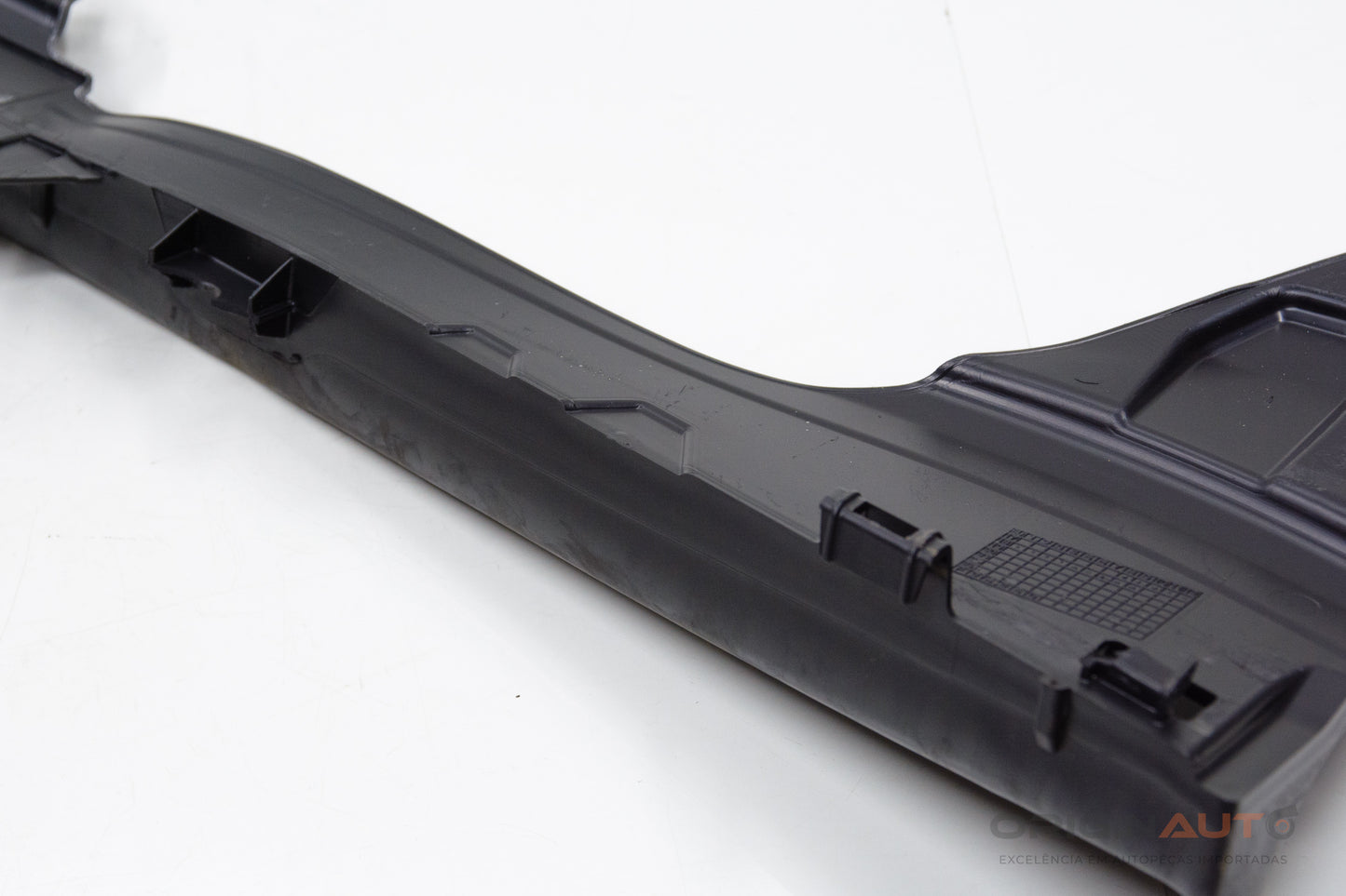 Acabamento Superior Radiador Mercedes C200 W205 2019 A2055003000