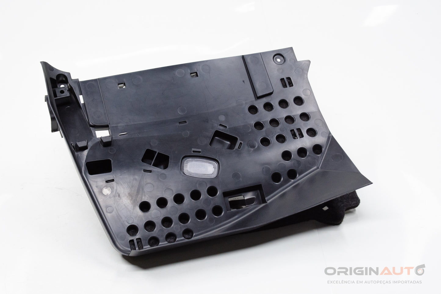 Acabamento Pe Carona Mercedes C200 W205 2019 A2056805810