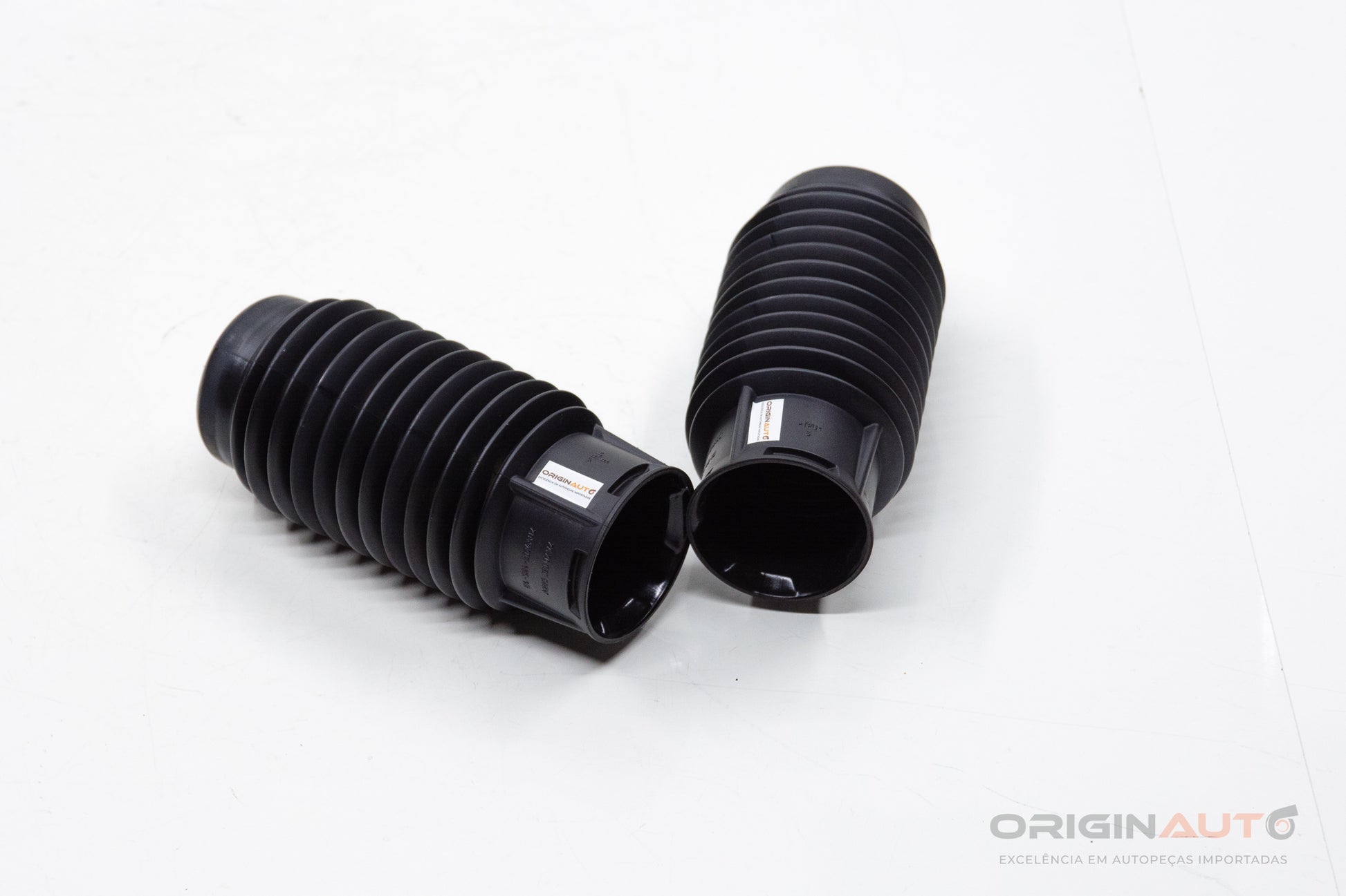 Par Coifa Guarda Pó Dianteira Mercedes C200 W205 2019 A2053230292