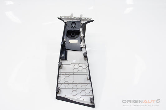 Moldura Acabamento Coluna B Direita Mercedes C200 W205 2019 A2056908003