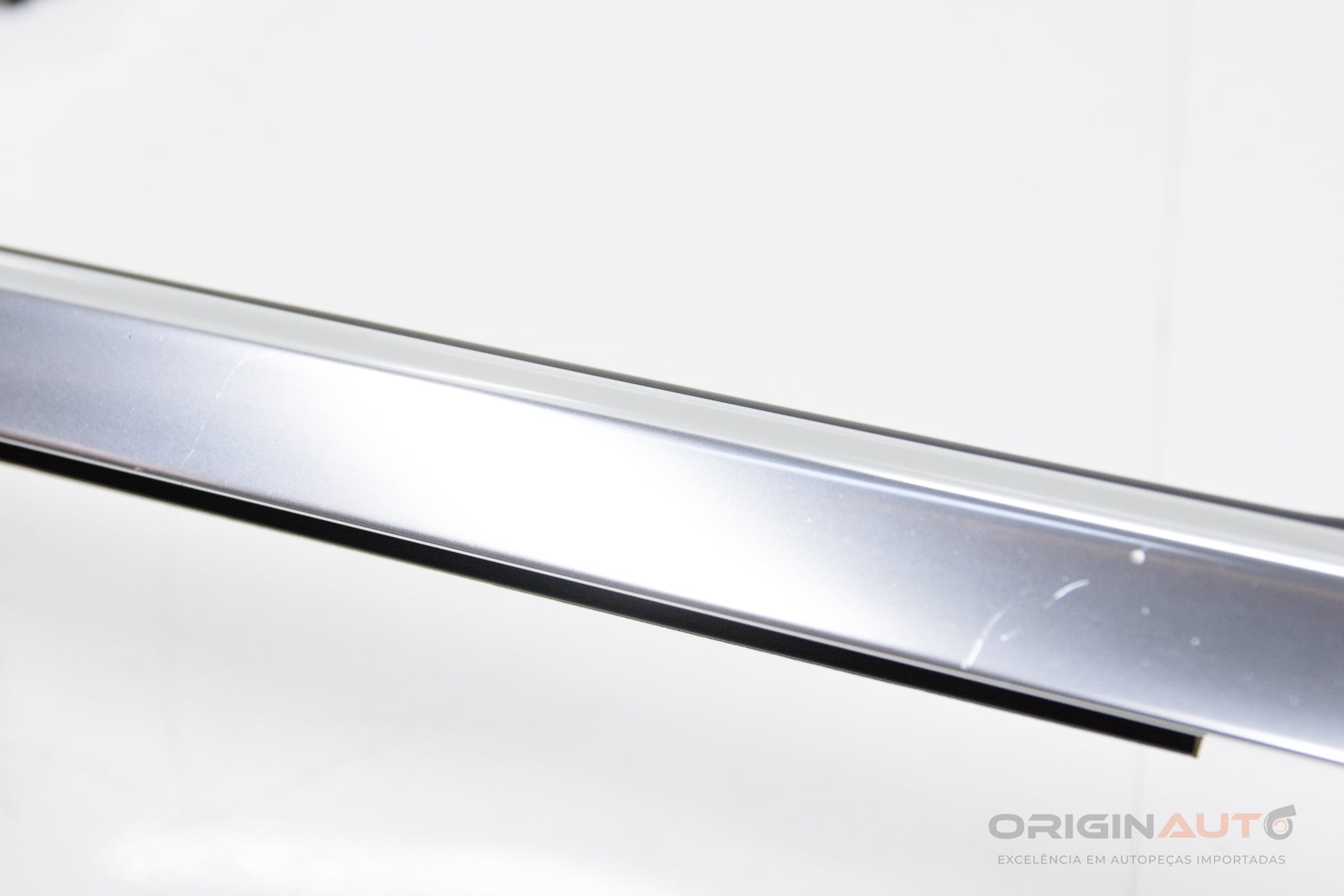 Pestana Friso Externo Porta Traseira Direita Mercedes C200 W205 2019 A2057300424