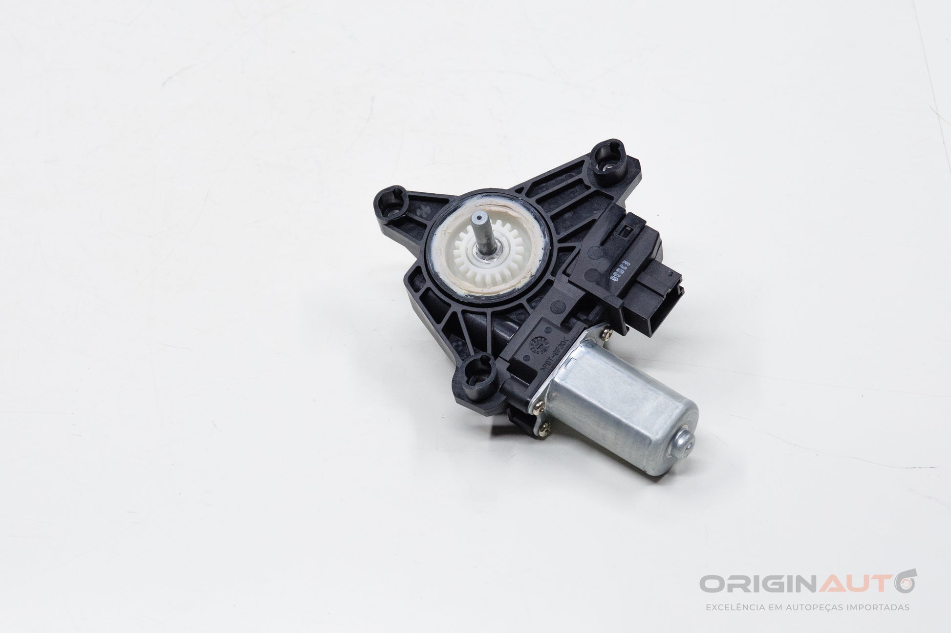 Motor Vidro Eletrico Traseiro Direito Mercedes C200 W205 2019 A2139060602